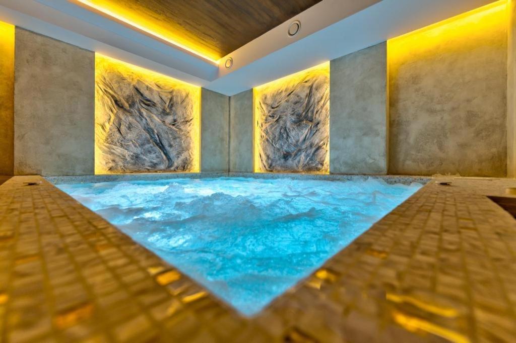 Mans Lux 8 Apartman Zlatibor Buitenkant foto