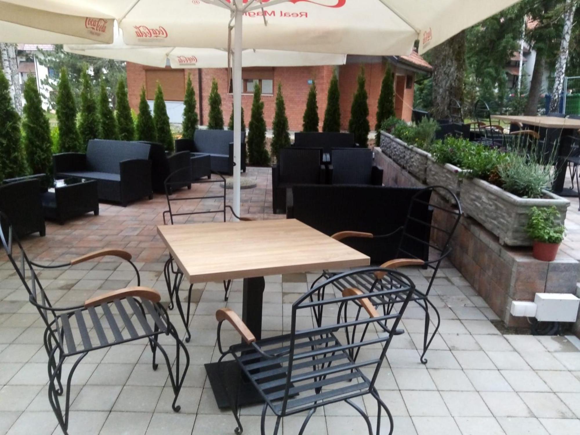 Mans Lux 8 Apartman Zlatibor Buitenkant foto